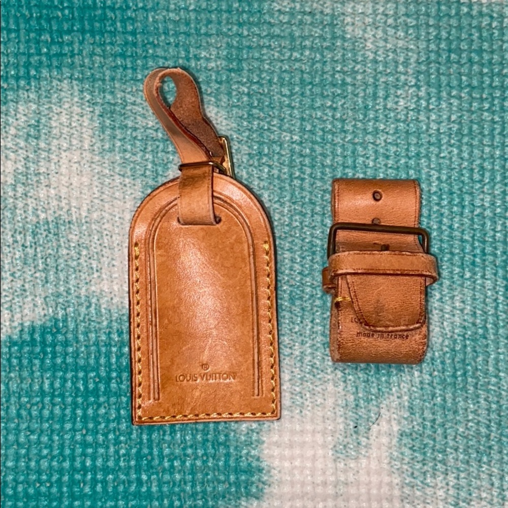 Authentic Louis Vuitton Large Luggage Tag